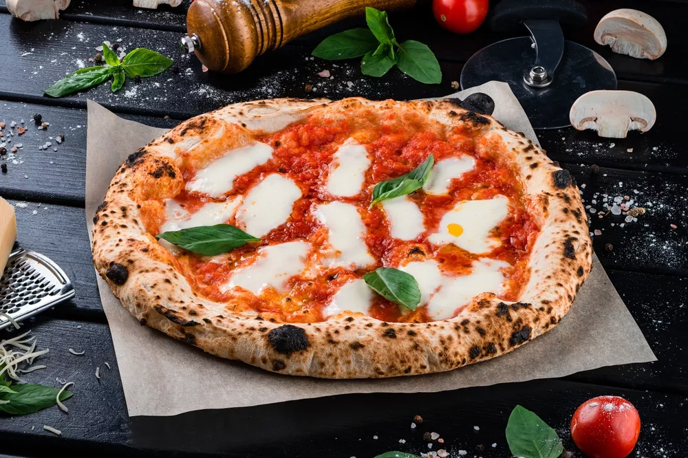 Pizza těsto - nejjednodušší recept na světě. Připravte lahodnou večeři za půl hodiny
