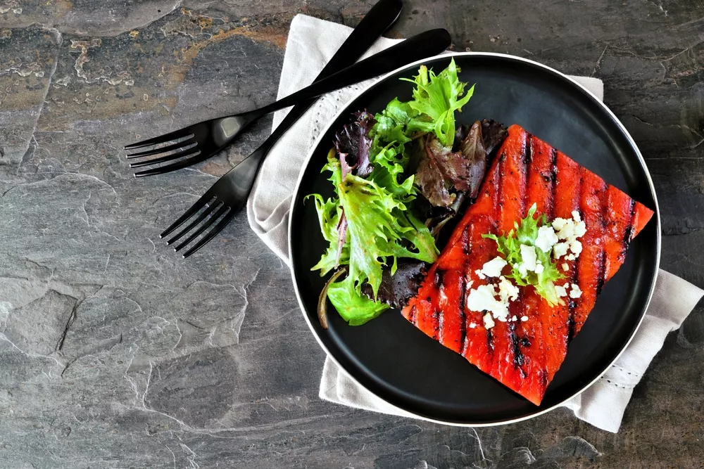 Nasekl jsem a vystoupil jako steak. Hosté nevěřili tomu, co jsem dal na gril.