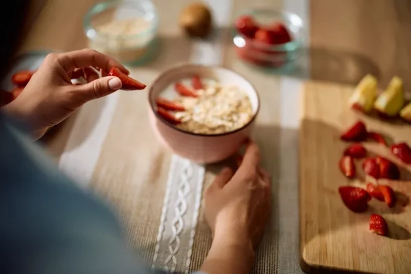 Nejlepší snídaně pro zlepšení funkce střeva. Jedna komponenta je nezbytná